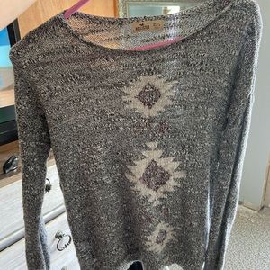 Gray hollister sweater